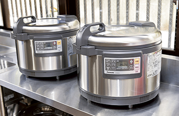 電気炊飯器(5kW×2台)