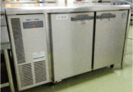 冷蔵コールドテーブル（0.211kW×1台）
