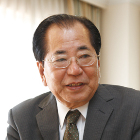 学校長 川満 秀昭さま