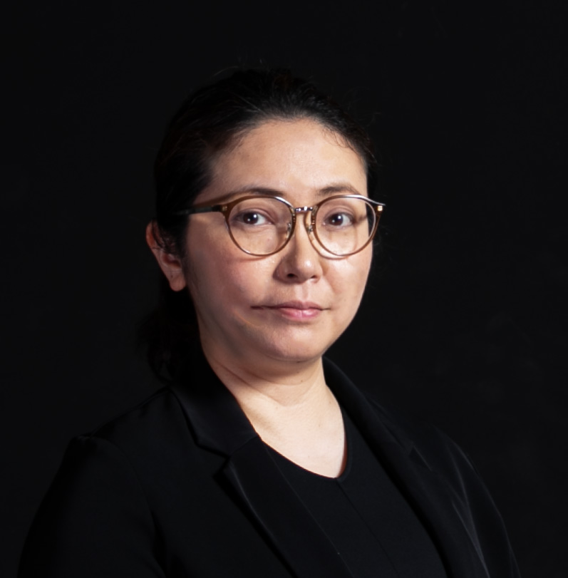 比嘉 友里 審査委員