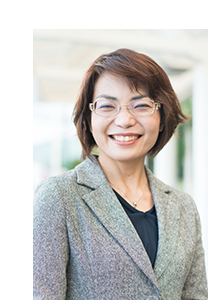宮城 亮子