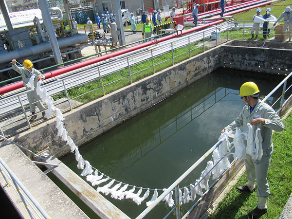 重油漏洩処置訓練（石川火力発電所）